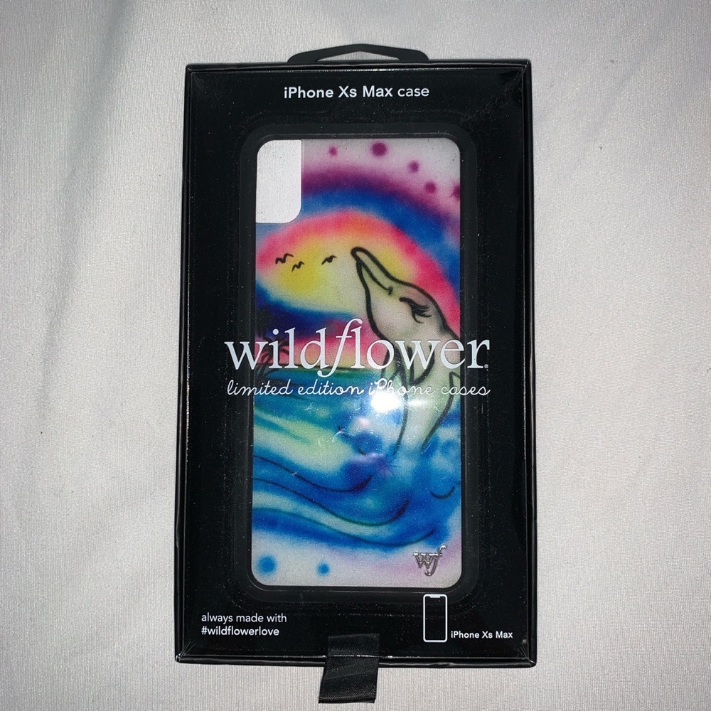 NWT Urban Outfitters Wild Flower iPhone XS Max Maui Dolphin Airbrush Phone Case